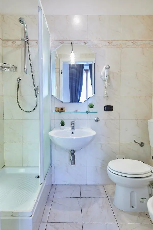 Leone X Guest House Florence