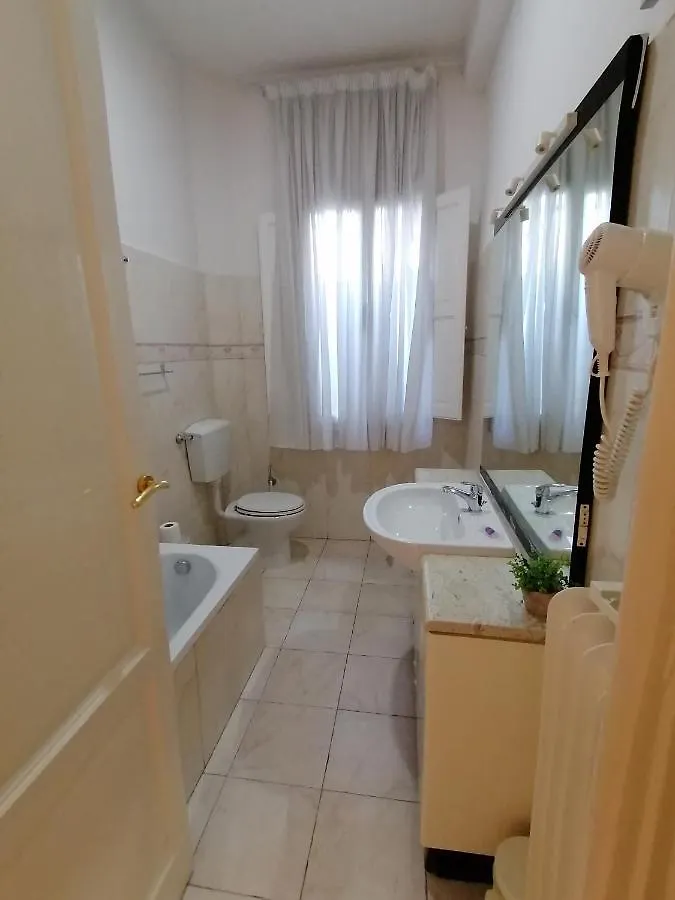 Leone X Guest House Florence Italy