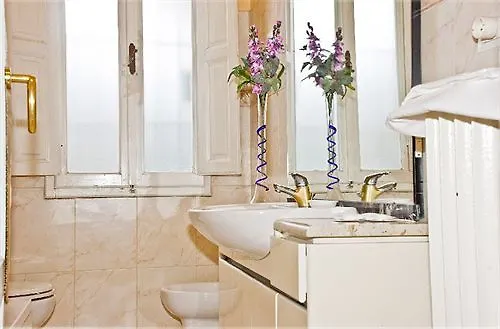 Leone X Guest House Floransa