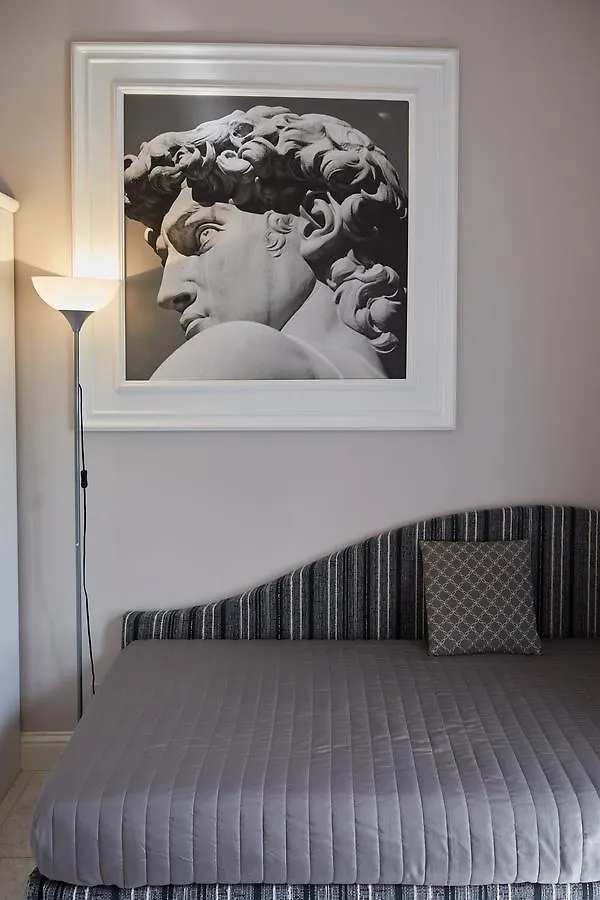 Leone X Guest House Floransa